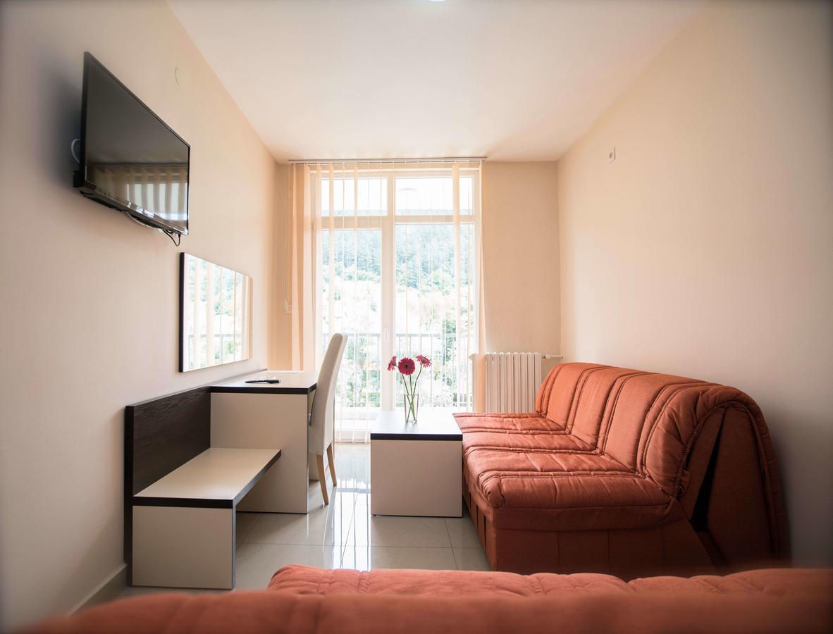 Hotel Zelengora Foca Bagian luar foto